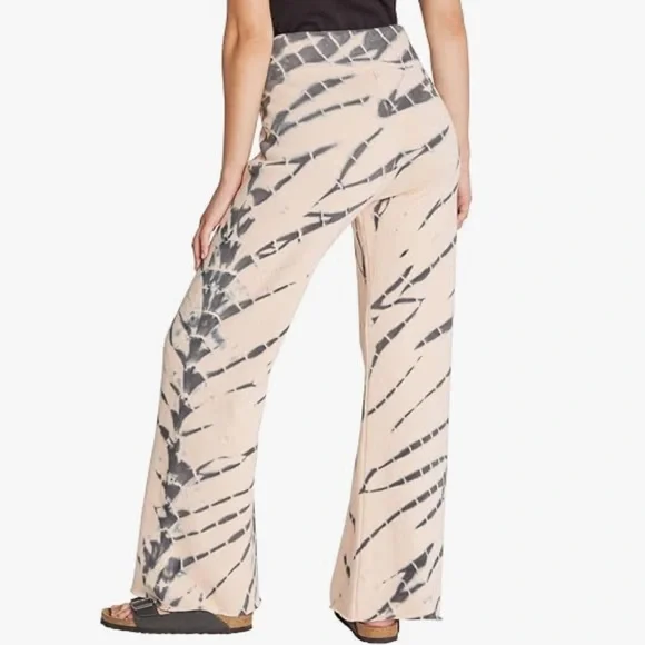 NWT Wildfox Sweat Set in Nectar Peach - Picture 6 of 7